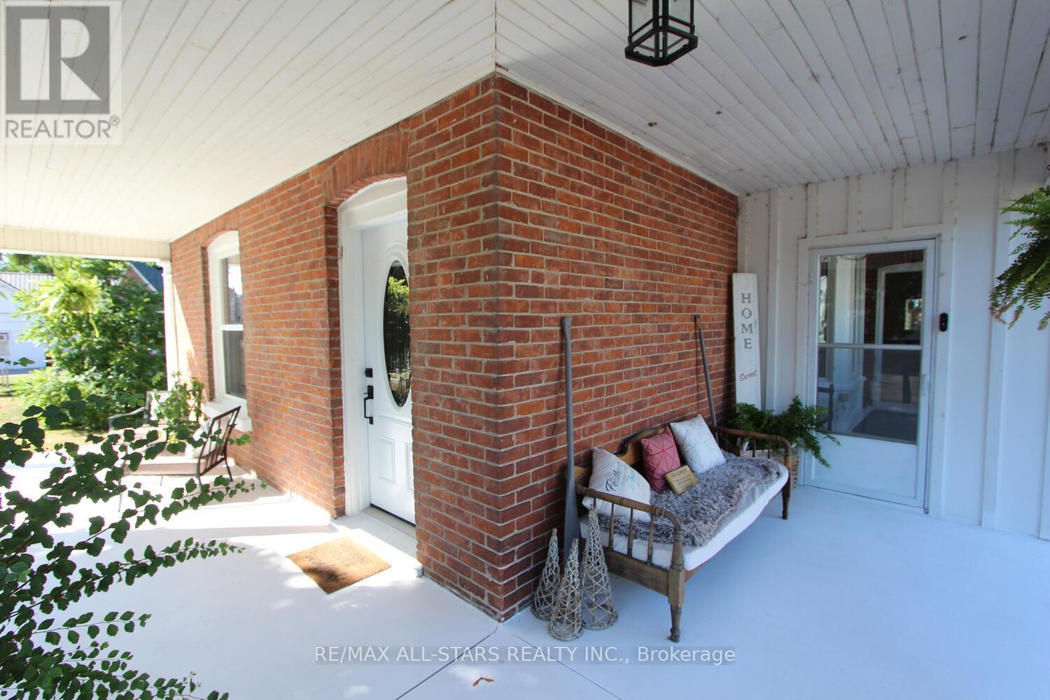 Property at 21 FRANCIS STREET E image 4