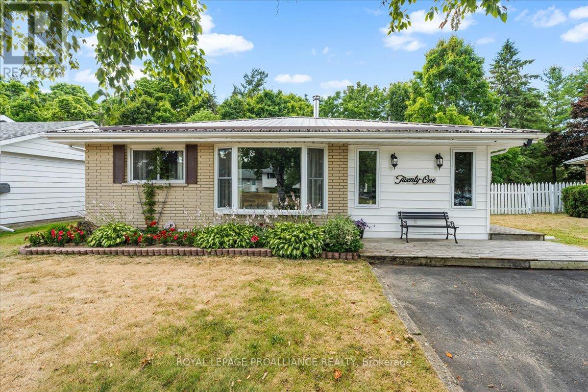 Property at 21 COULTER CRESCENT image 1