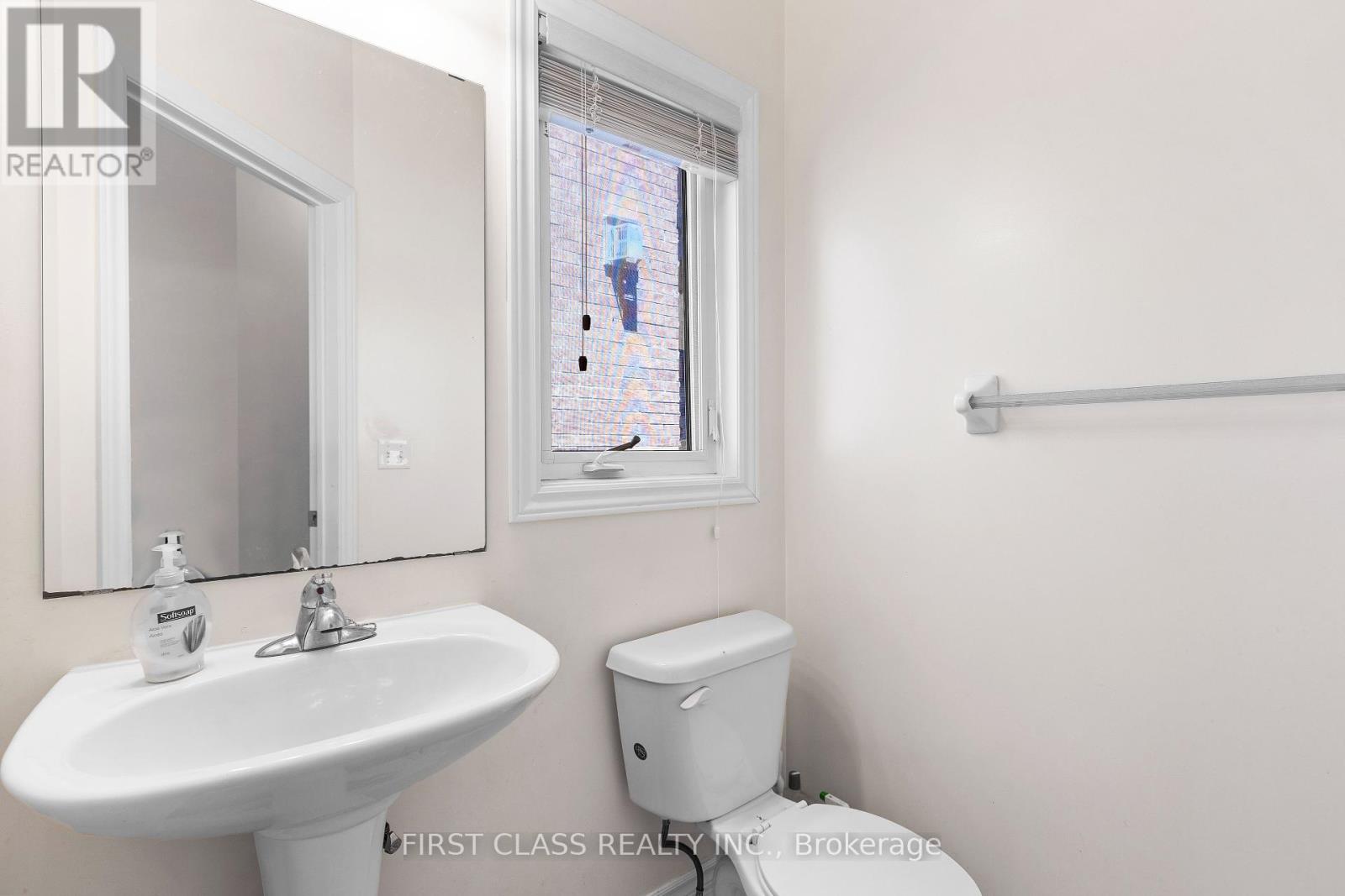 74 Evershot Crescent, Markham, Ontario  L6E 0L7 - Photo 10 - N12301726