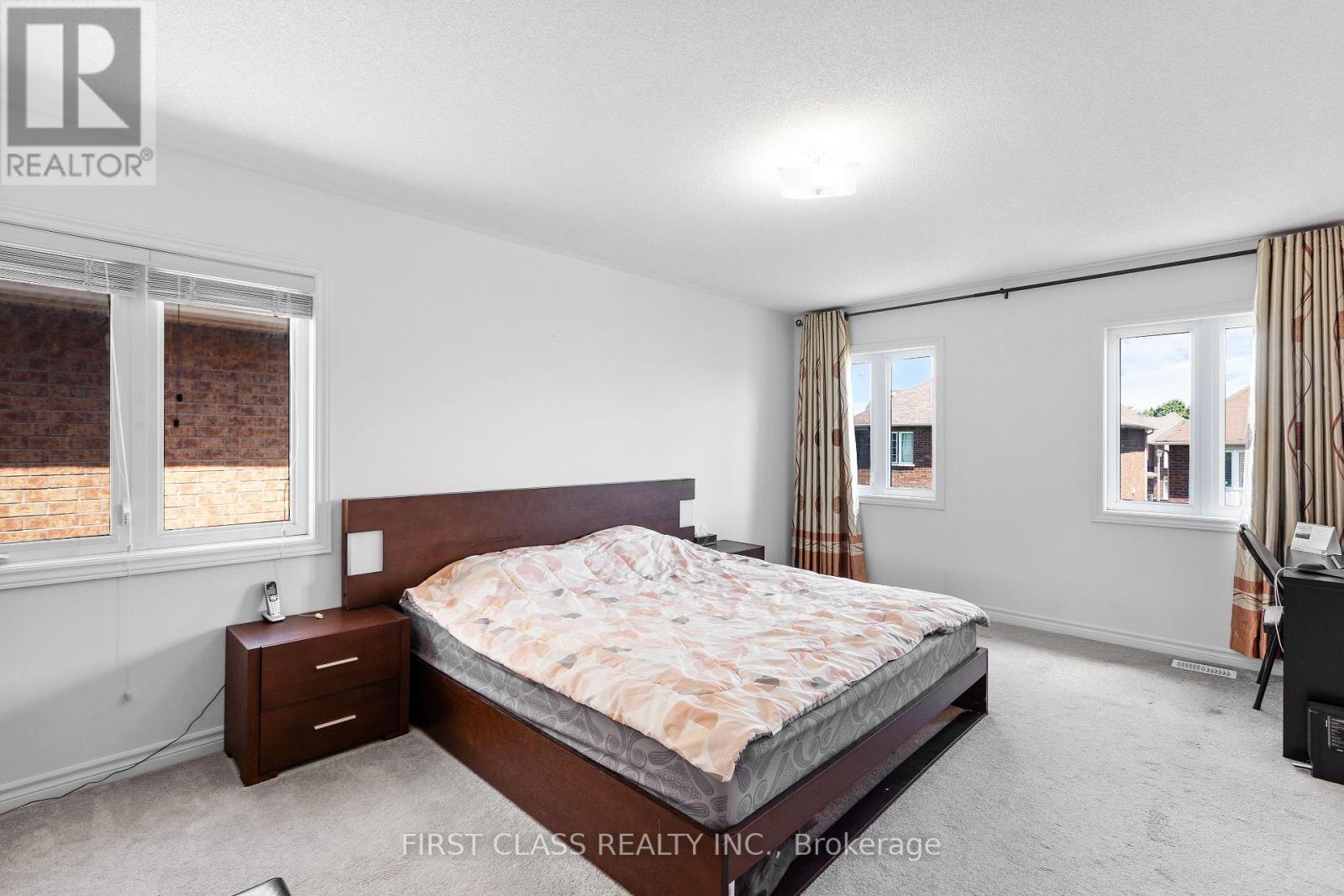 74 Evershot Crescent, Markham, Ontario  L6E 0L7 - Photo 12 - N12301726