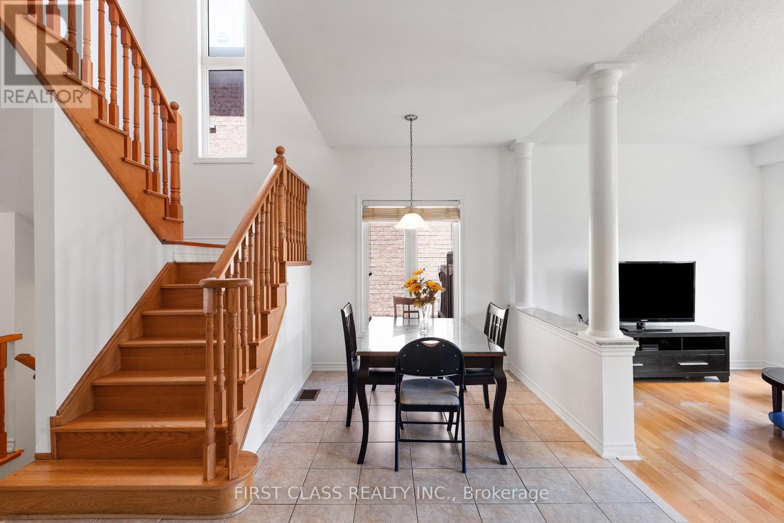 74 Evershot Crescent, Markham, Ontario  L6E 0L7 - Photo 9 - N12301726