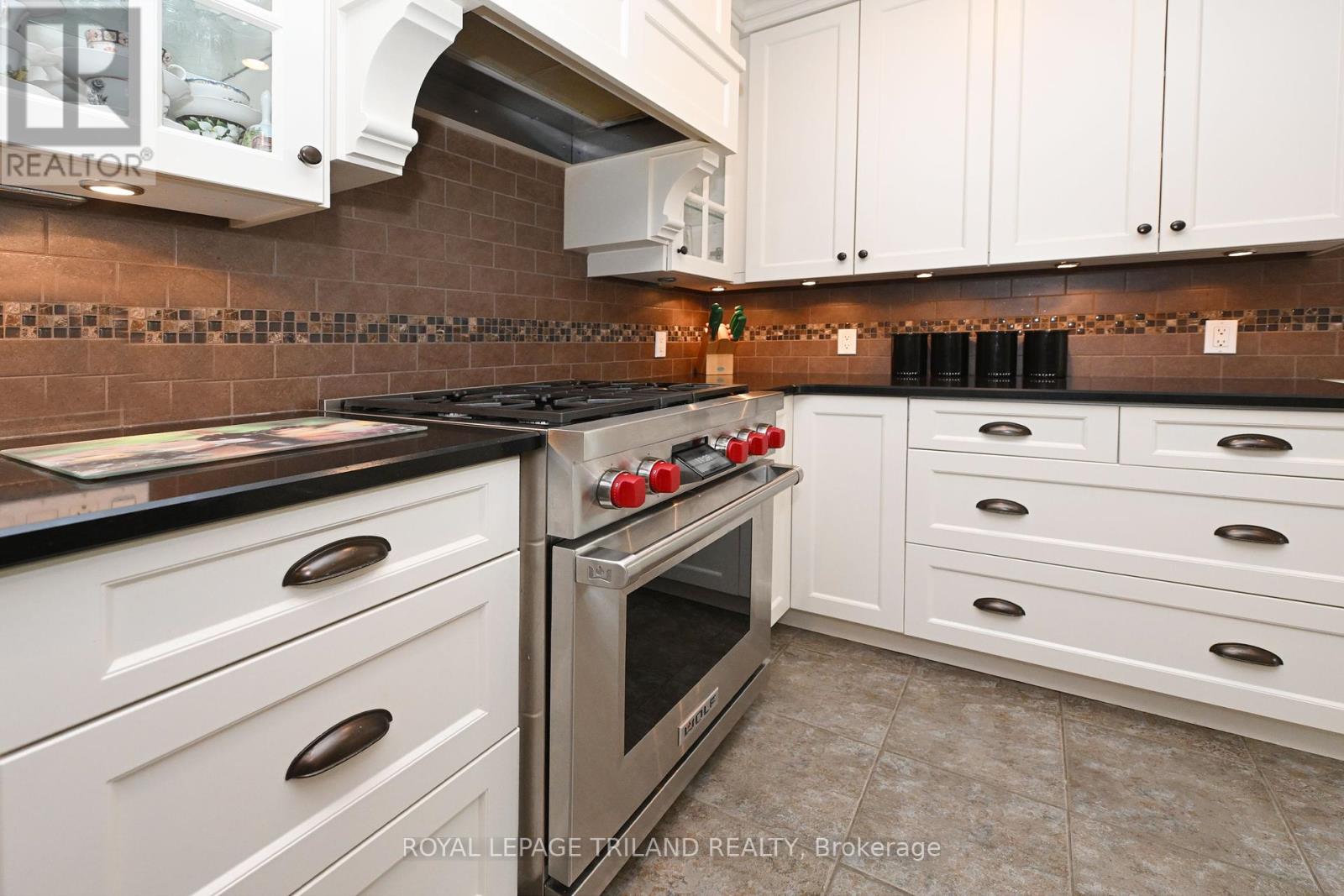 6440 Begg Road, Southwold, Ontario  N5P 3S9 - Photo 22 - X12301925