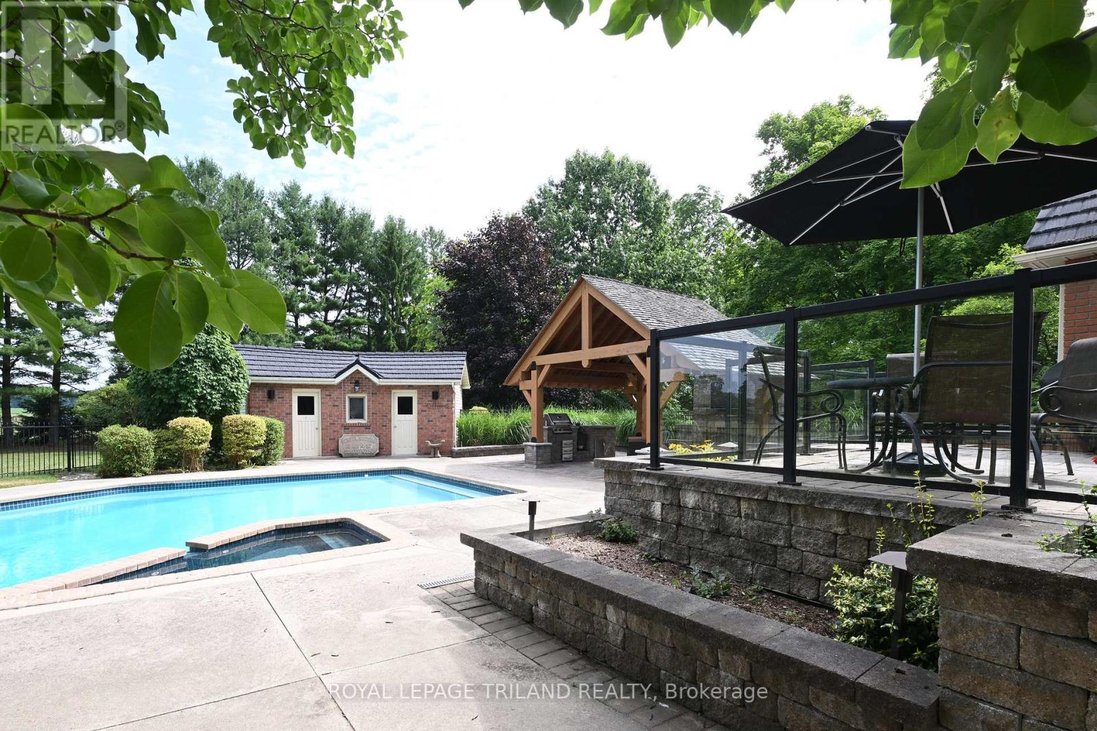6440 Begg Road, Southwold, Ontario  N5P 3S9 - Photo 48 - X12301925