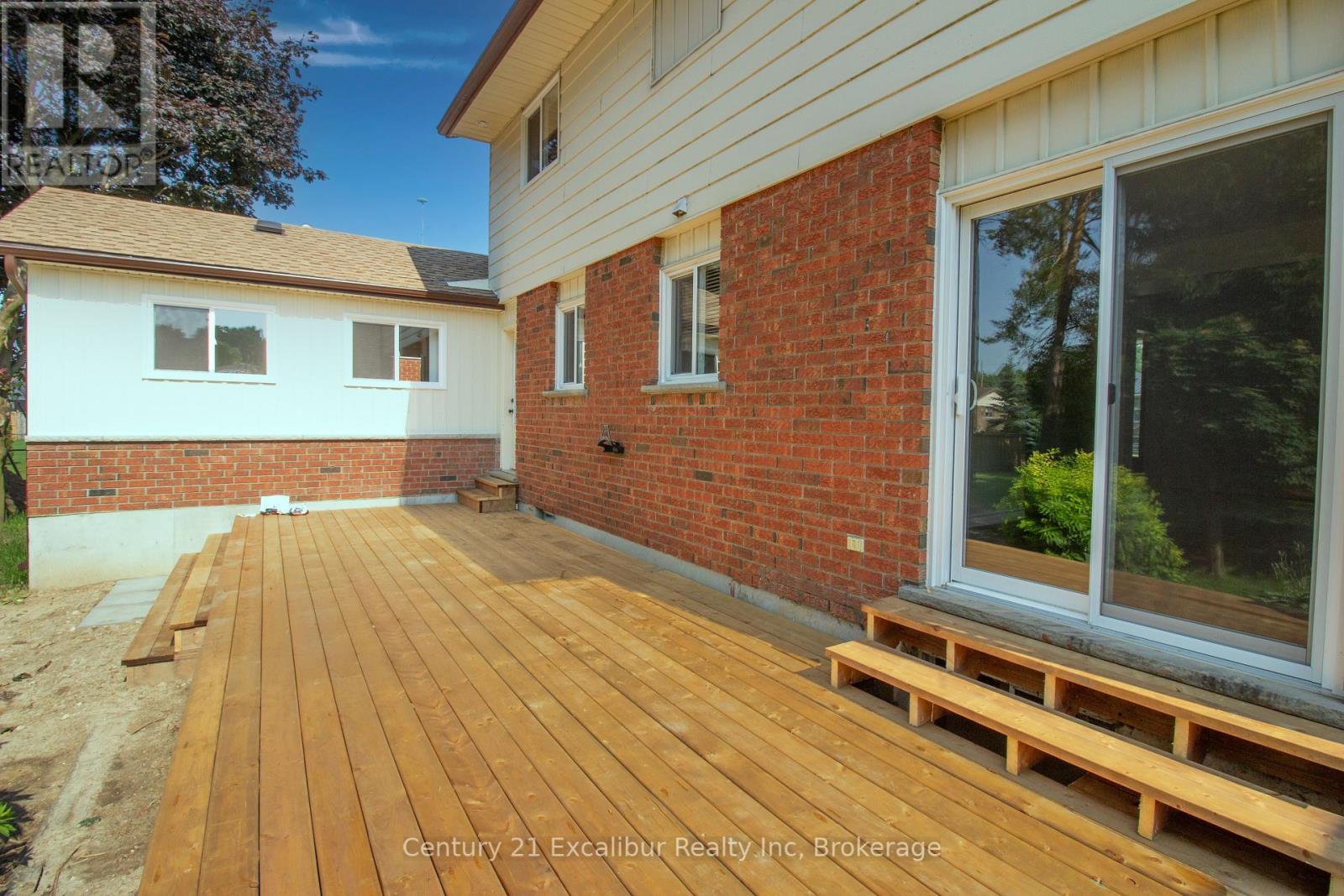 238 Adelaide Street, Wellington North, Ontario  N0G 1A0 - Photo 17 - X12262112