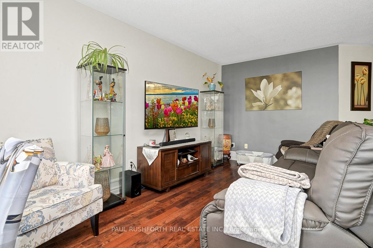 265 Wildcliff Way, Ottawa, Ontario  K4A 0L4 - Photo 4 - X12301832