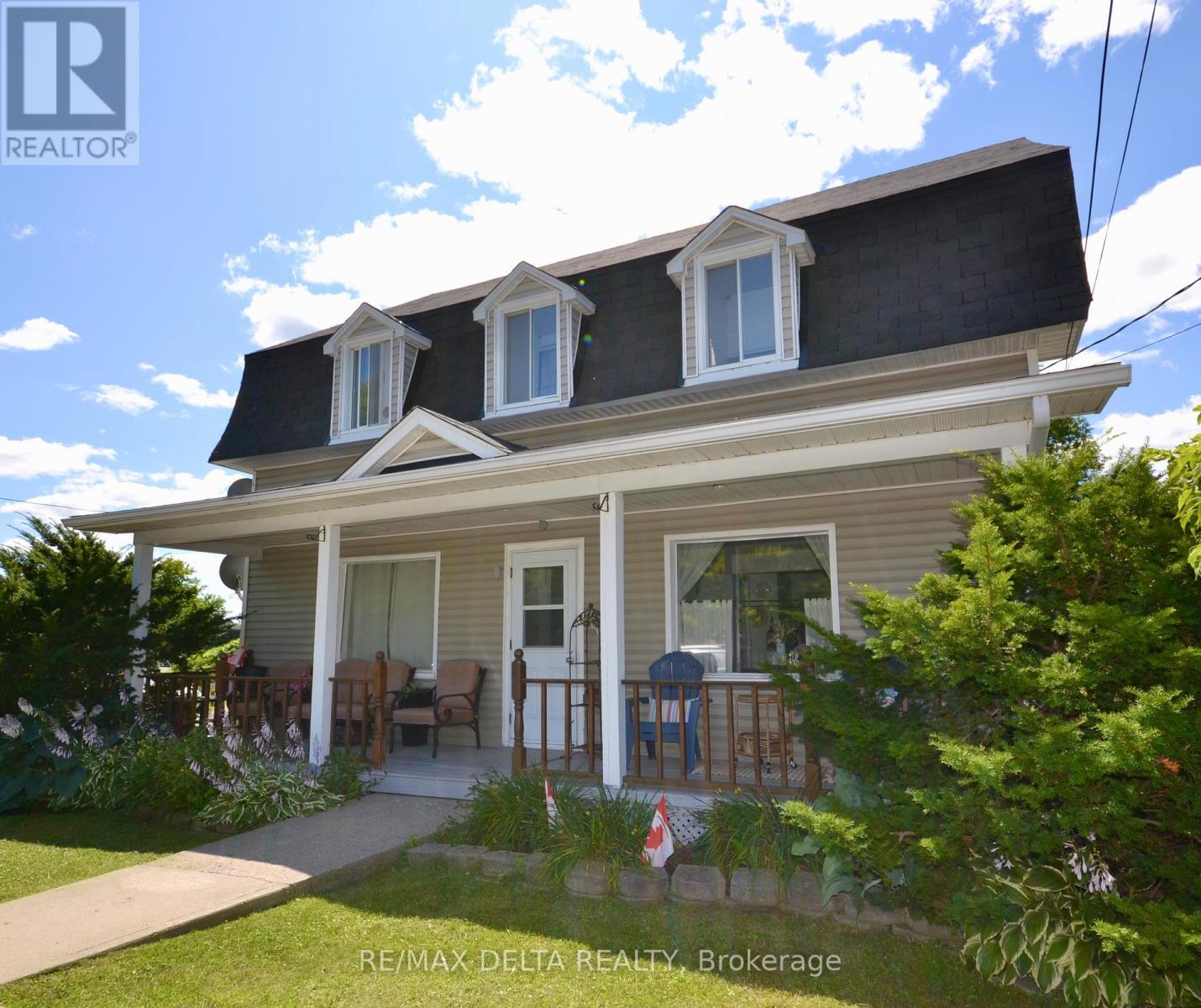 3766 Champlain Street, Clarence-Rockland, Ontario  K0A 1E0 - Photo 2 - X12301883