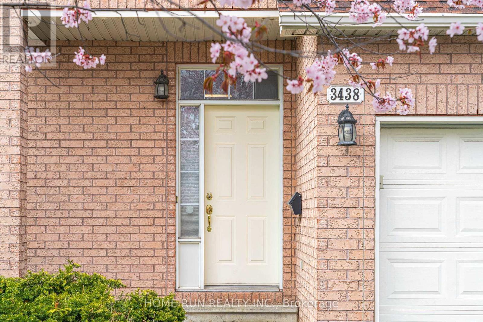 Property at 3438 WYMAN CRESCENT image 4
