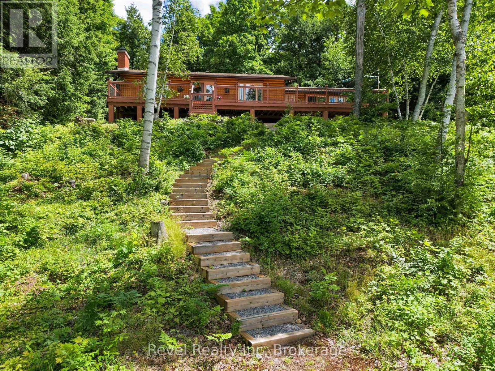 1022 Bird Lake Crescent, Bracebridge, Ontario  P1L 1X1 - Photo 34 - X12301814