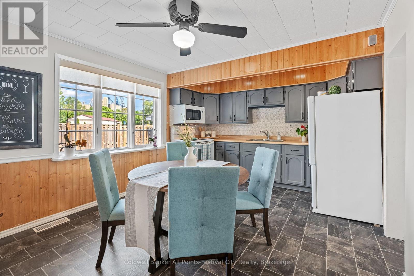 150 Gordon Street, Central Huron, Ontario  N0M 1L0 - Photo 12 - X12301917