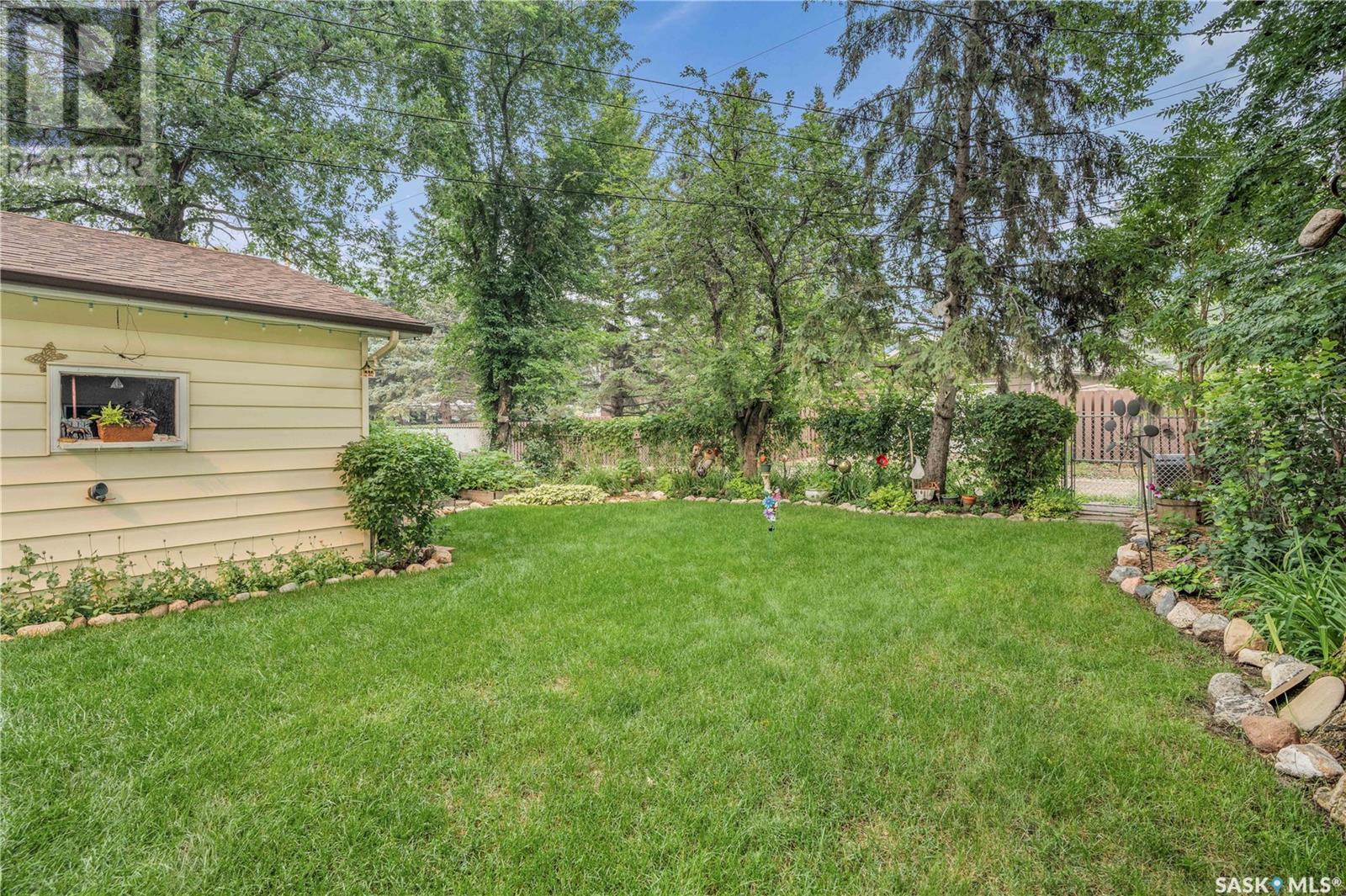 415 Quance Avenue, Saskatoon, Saskatchewan  S7H 3B5 - Photo 39 - SK013513