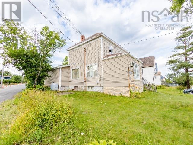 324 York Street, Glace Bay, Nova Scotia  B1A 2M7 - Photo 34 - 202518450