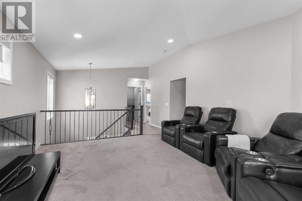247 Hillcrest Heights Sw, Airdrie, Alberta  T4B 3Z2 - Photo 17 - A2241802