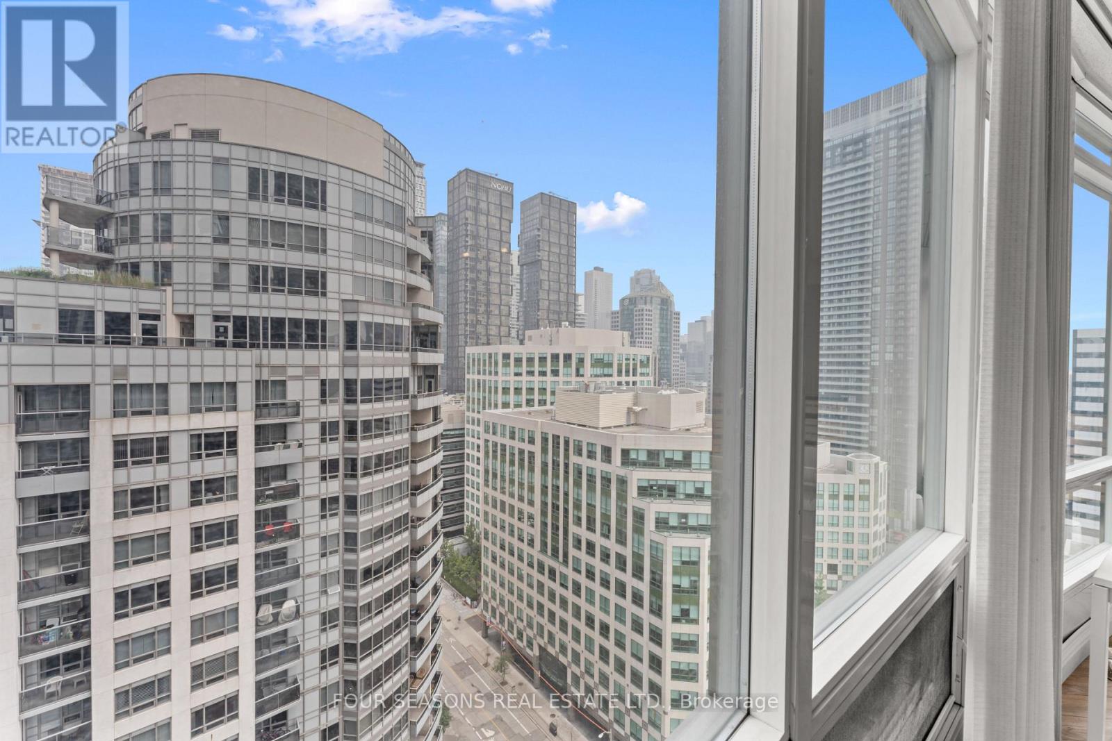 2510 - 361 Front Street W, Toronto, Ontario  M5V 3R5 - Photo 17 - C12301817