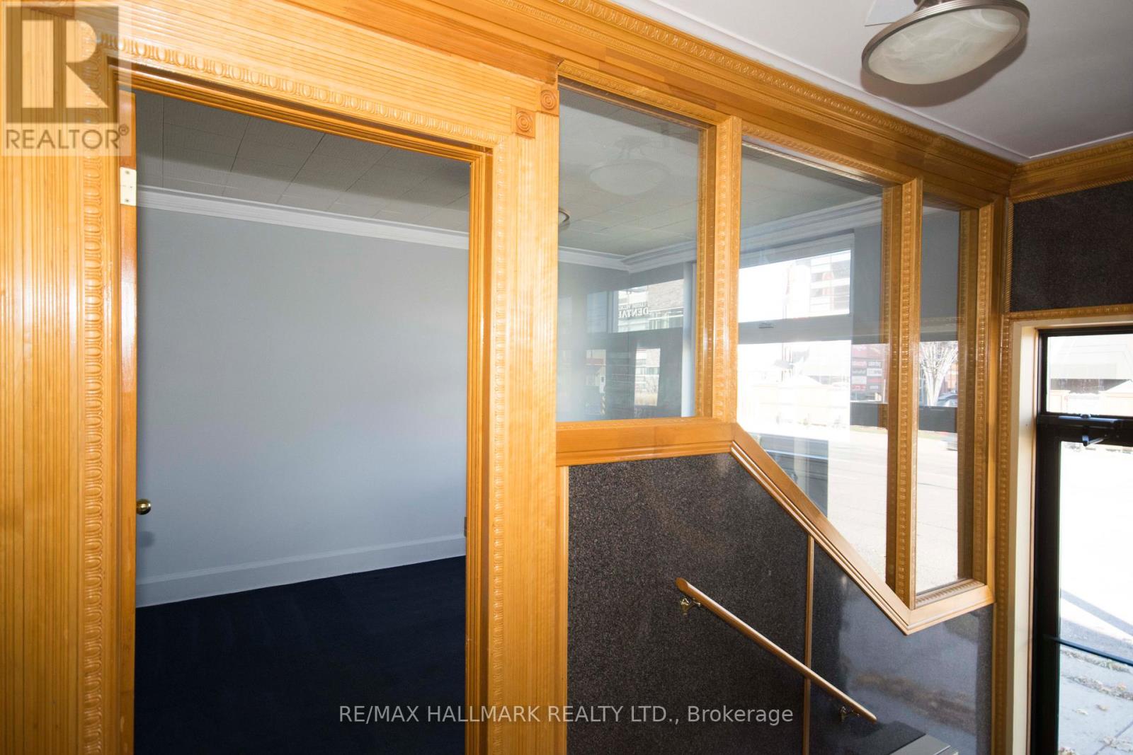 88 Laird Drive, Toronto, Ontario  M4G 3V1 - Photo 2 - C12301924