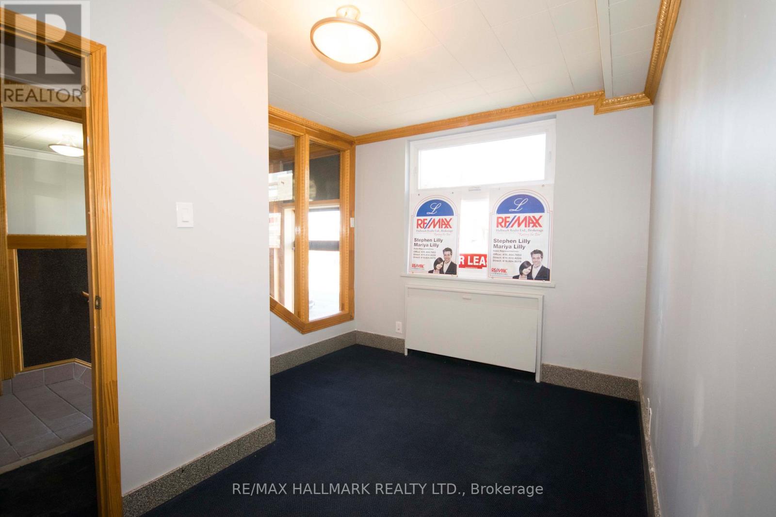 88 Laird Drive, Toronto, Ontario  M4G 3V1 - Photo 3 - C12301924