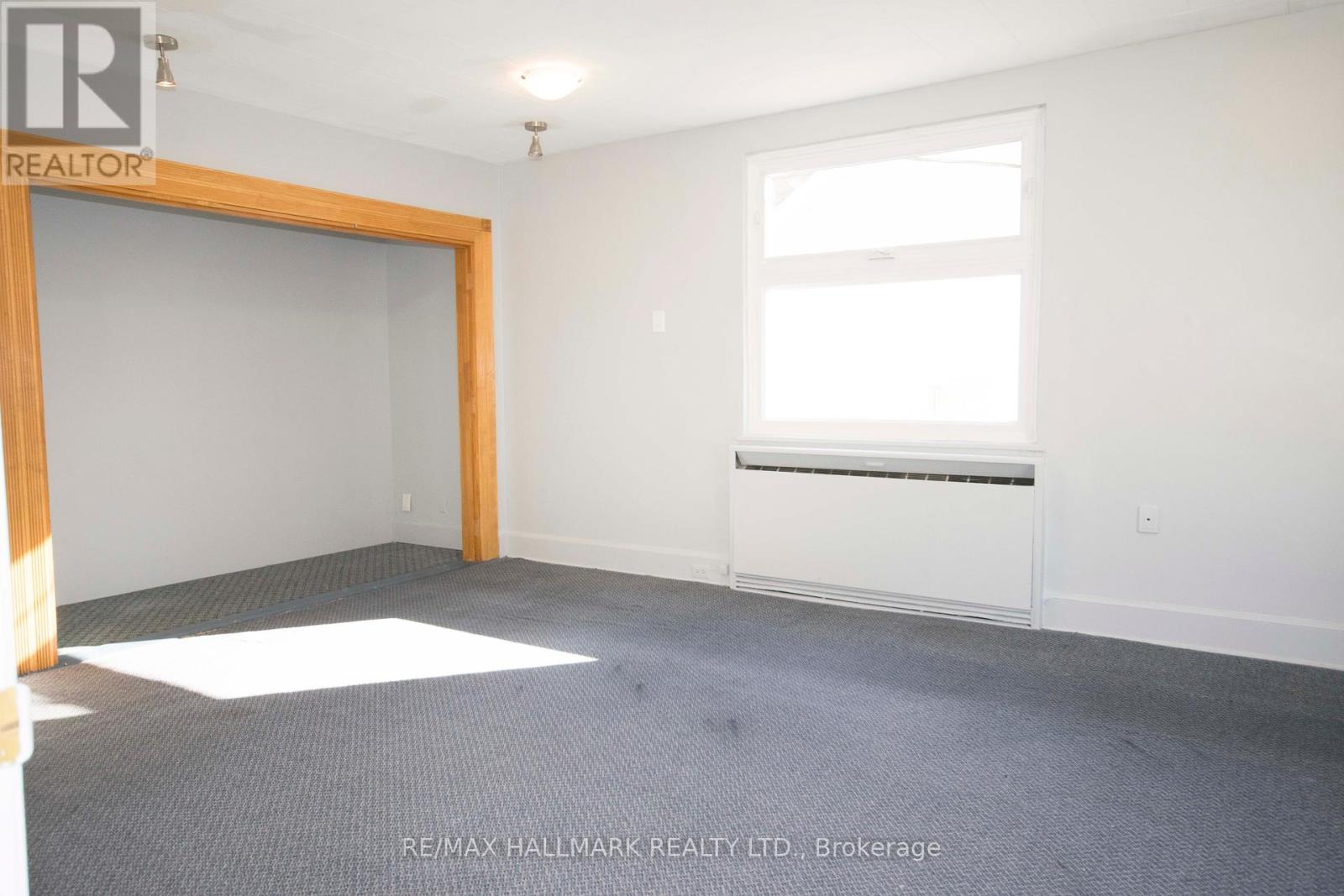 88 Laird Drive, Toronto, Ontario  M4G 3V1 - Photo 5 - C12301924