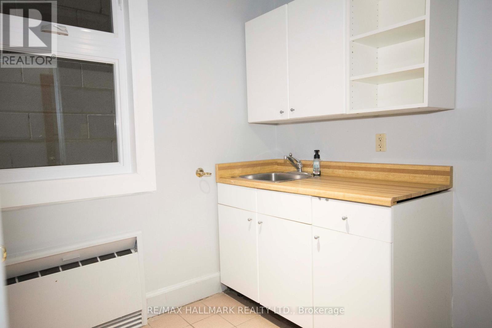 88 Laird Drive, Toronto, Ontario  M4G 3V1 - Photo 8 - C12301924