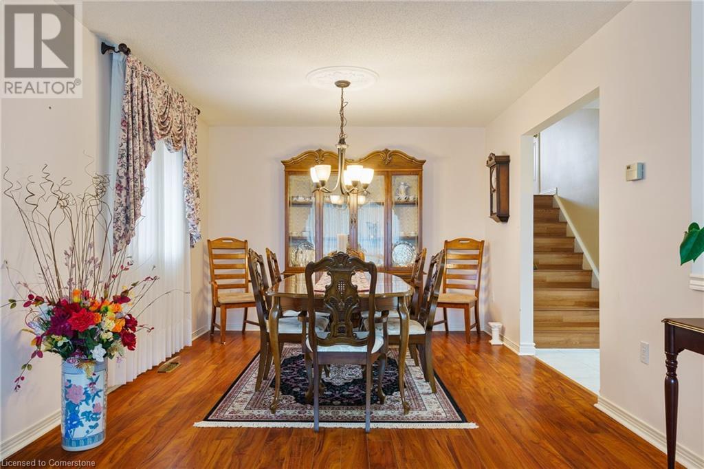 322 Stone Church Road E, Hamilton, Ontario  L9B 1B2 - Photo 10 - 40753558