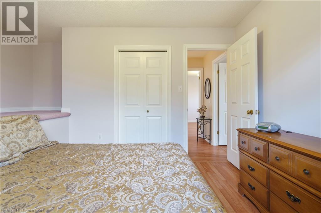 322 Stone Church Road E, Hamilton, Ontario  L9B 1B2 - Photo 24 - 40753558