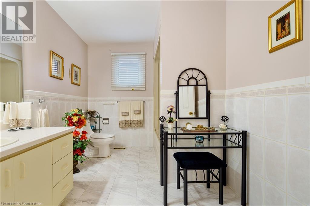 322 Stone Church Road E, Hamilton, Ontario  L9B 1B2 - Photo 30 - 40753558