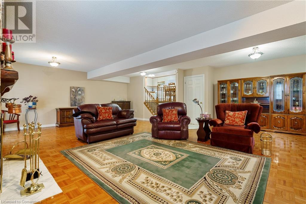 322 Stone Church Road E, Hamilton, Ontario  L9B 1B2 - Photo 36 - 40753558