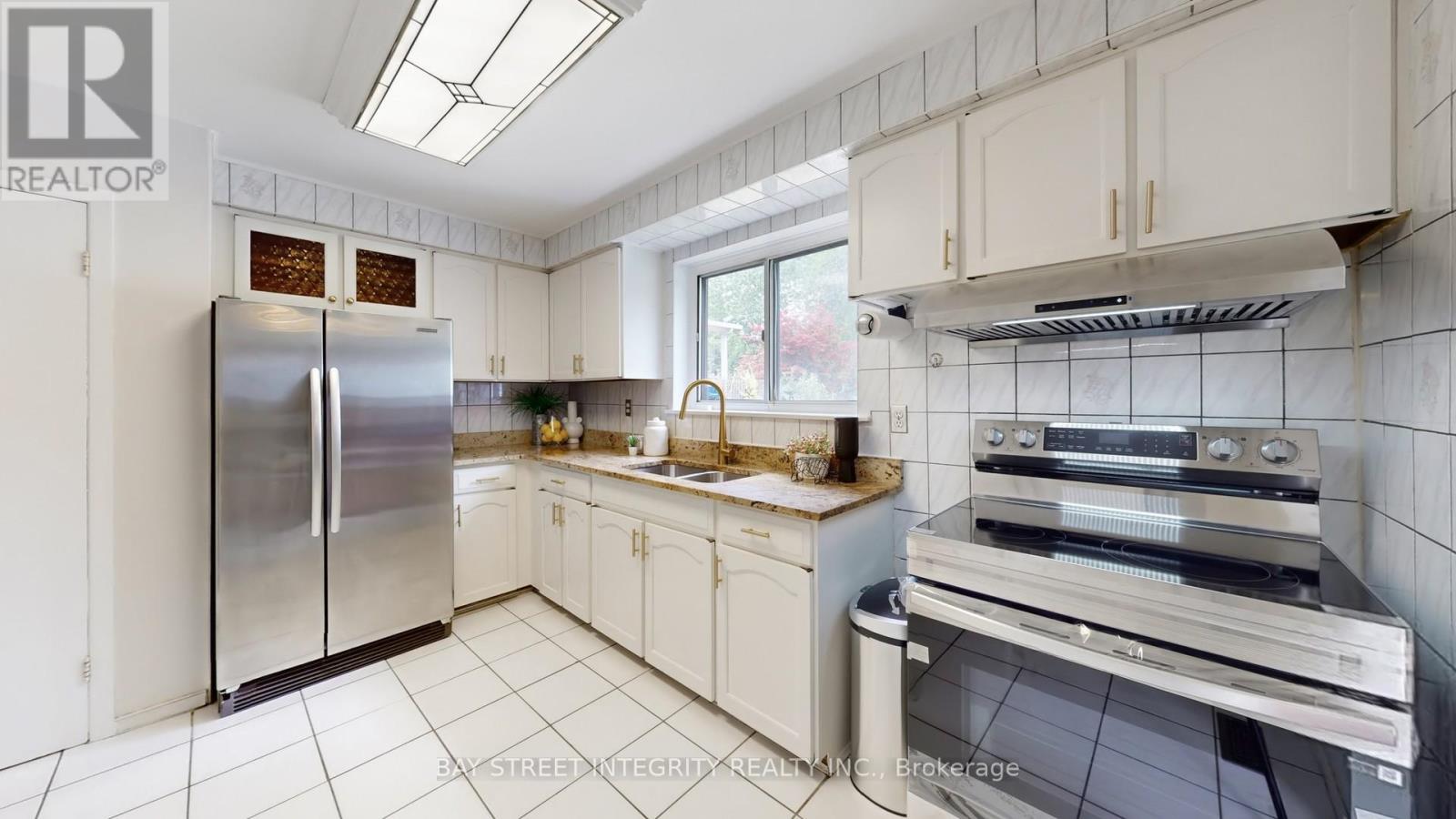 66 Sonmore Drive, Toronto, Ontario  M1S 1X4 - Photo 13 - E12301866
