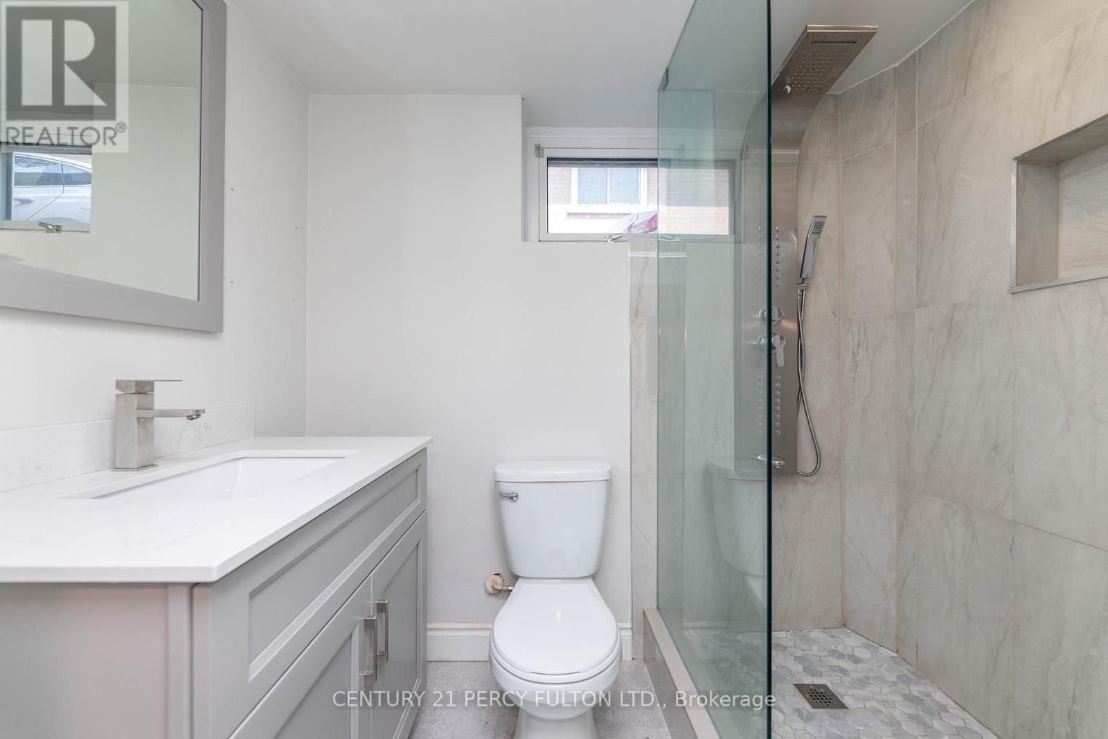 Bsmt - 647 Perry Crescent, Oshawa, Ontario  L1J 2E4 - Photo 16 - E12301886
