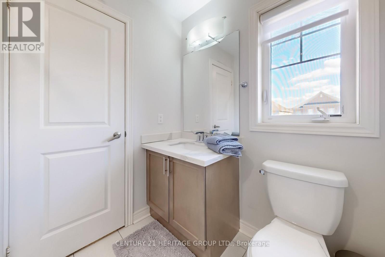 12 Tupling Street, Bradford West Gwillimbury, Ontario  L3Z 0W8 - Photo 21 - N12301843