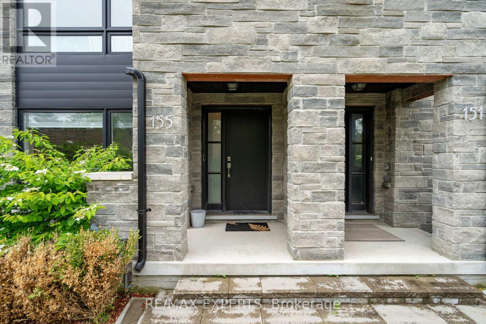 Property at 155 CARPACCIO AVENUE image 1
