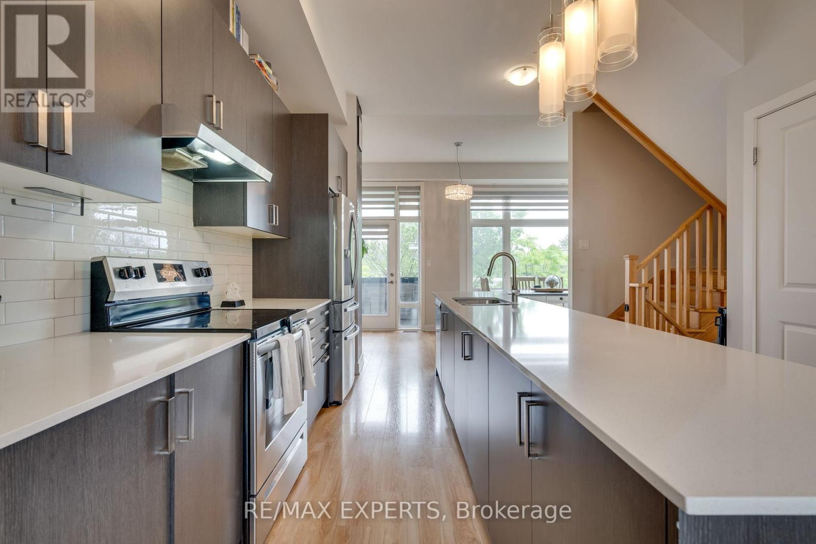 155 Carpaccio Avenue, Vaughan, Ontario  L4H 4R6 - Photo 12 - N12301966