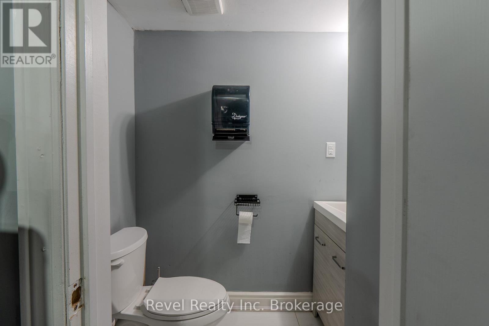 319 Algonquin Avenue, North Bay, Ontario P1B 4W1 - Photo 14 - X12302022