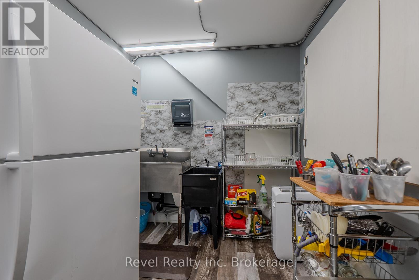 319 Algonquin Avenue, North Bay, Ontario P1B 4W1 - Photo 17 - X12302022