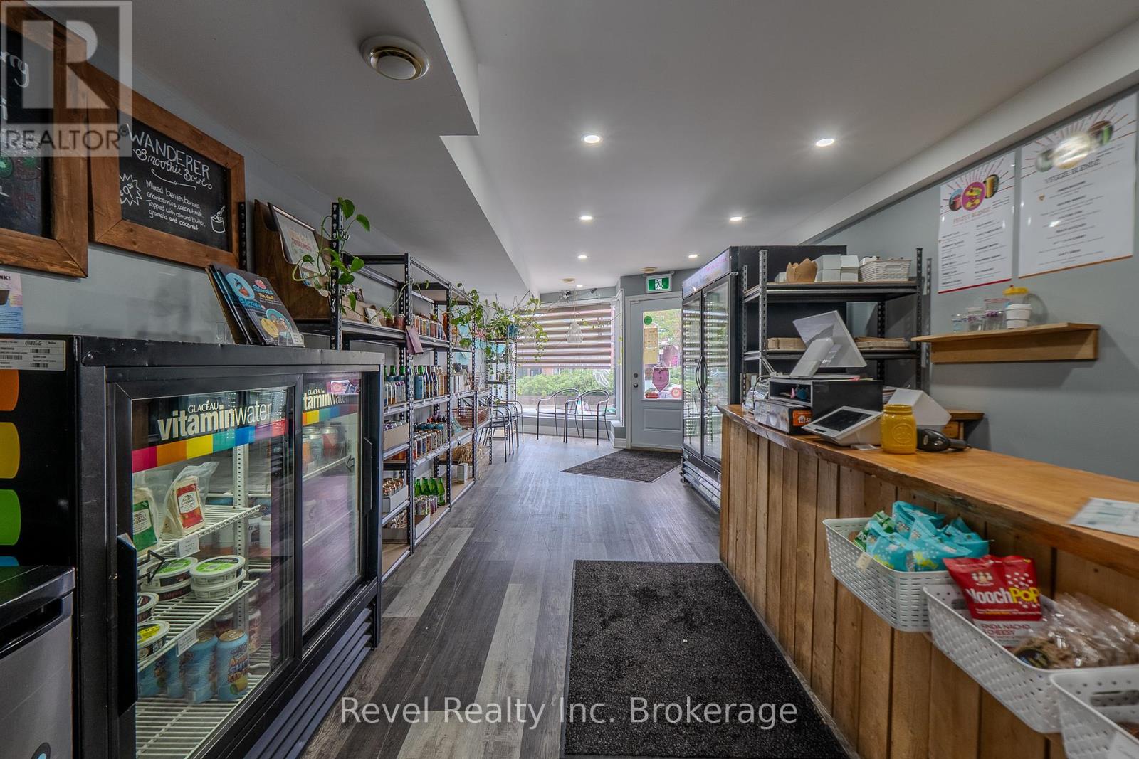 319 Algonquin Avenue, North Bay, Ontario P1B 4W1 - Photo 9 - X12302022