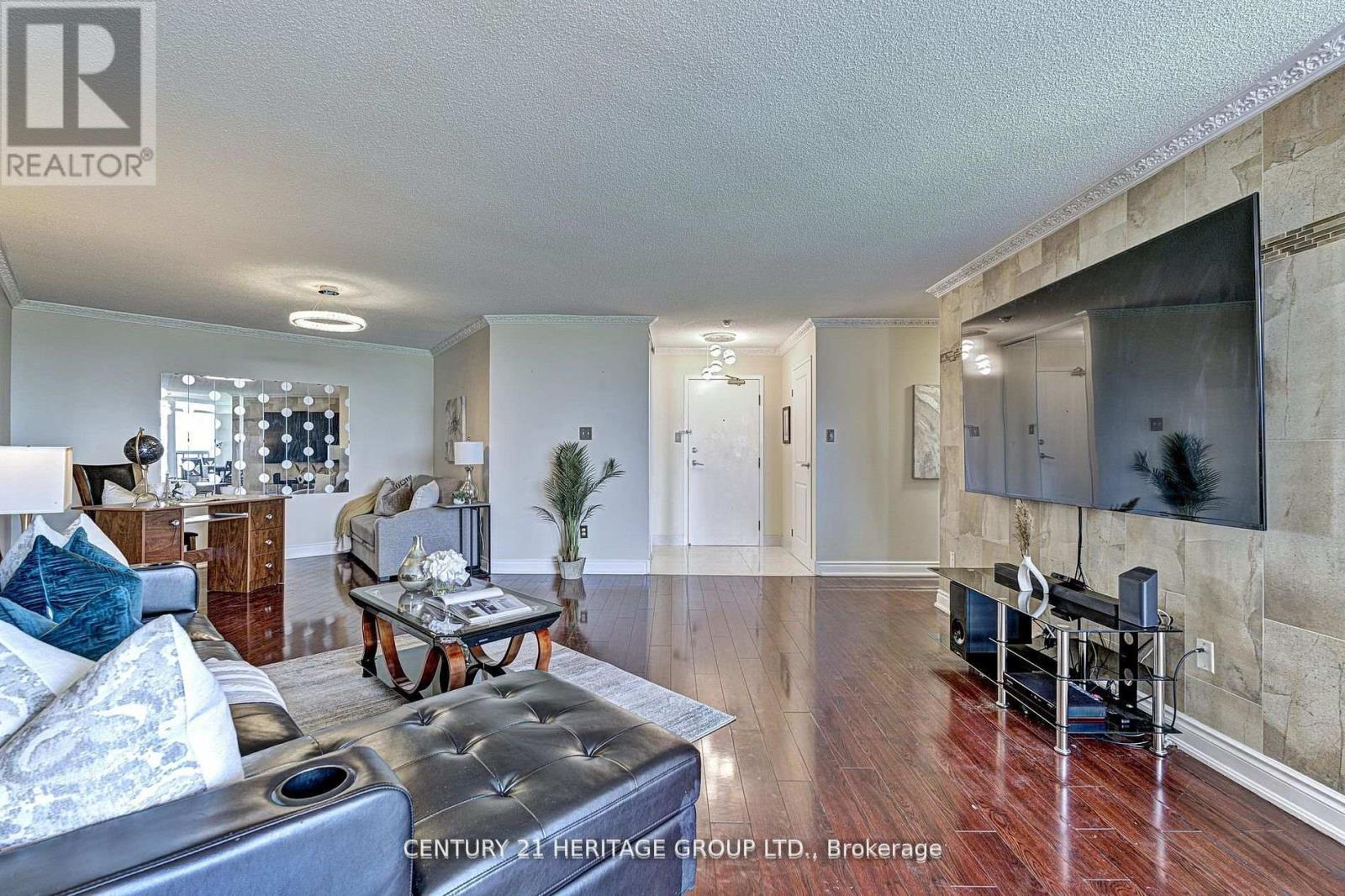 1205 - 5 Rowntree Road, Toronto, Ontario  M9V 5G9 - Photo 10 - W12301923