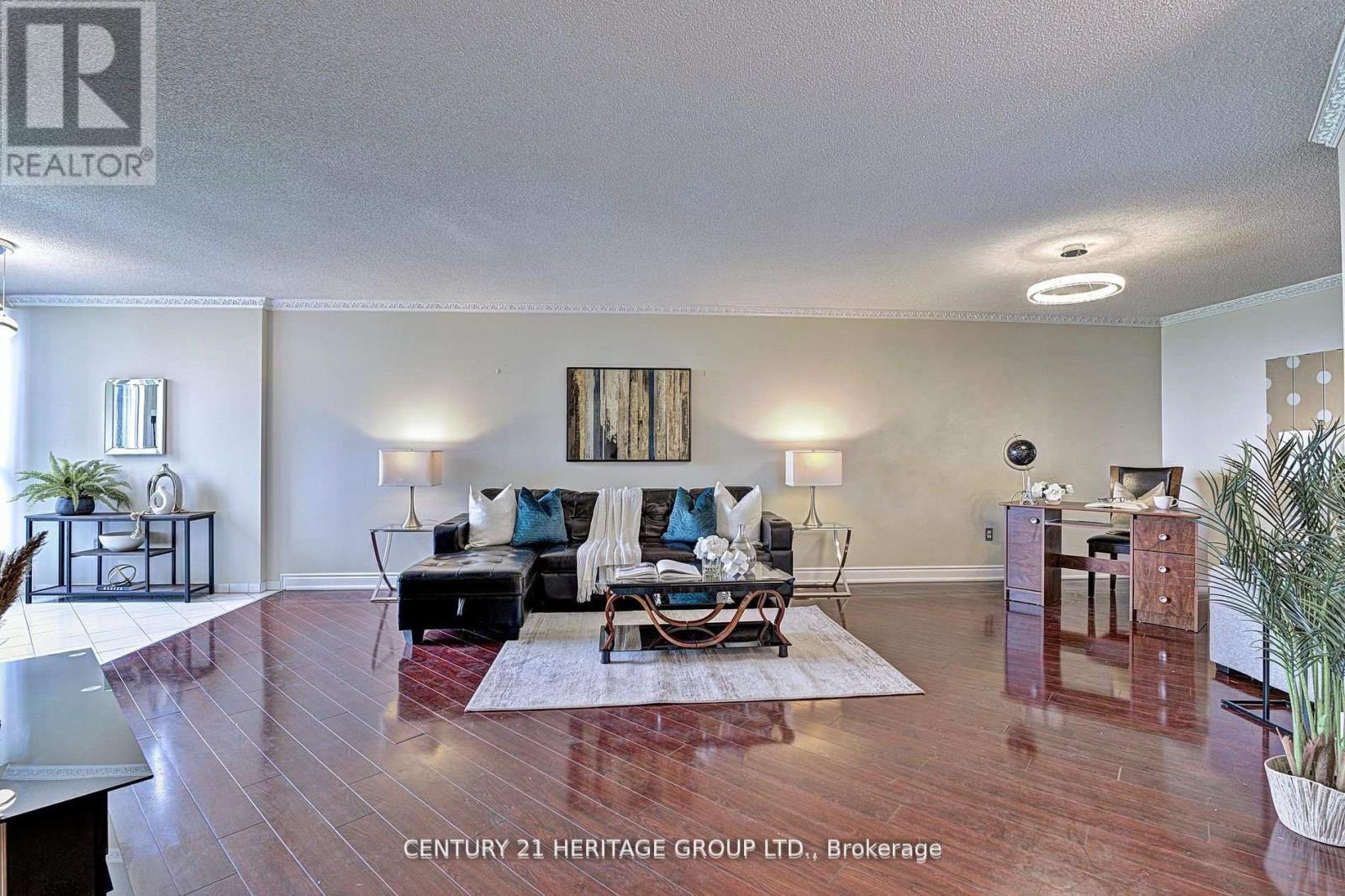 1205 - 5 Rowntree Road, Toronto, Ontario  M9V 5G9 - Photo 12 - W12301923