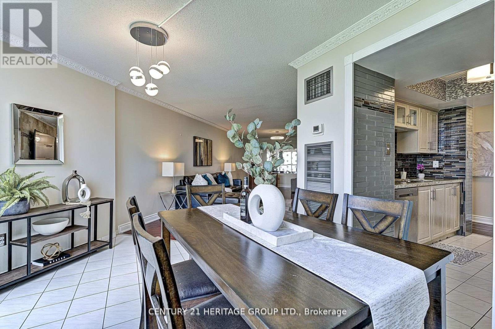 1205 - 5 Rowntree Road, Toronto, Ontario  M9V 5G9 - Photo 7 - W12301923