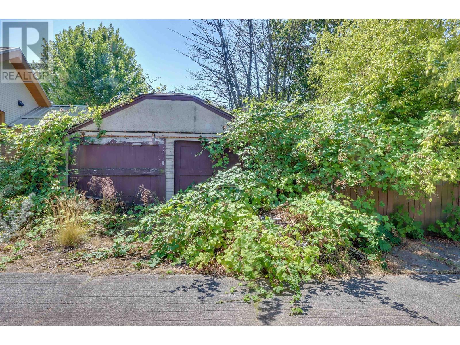 2305 Turner Street, Vancouver, British Columbia  V5L 2A6 - Photo 11 - R3029301