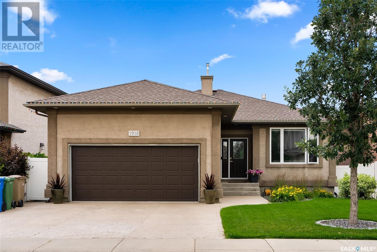 Property at 1918 Dunnison CRESCENT E image 1