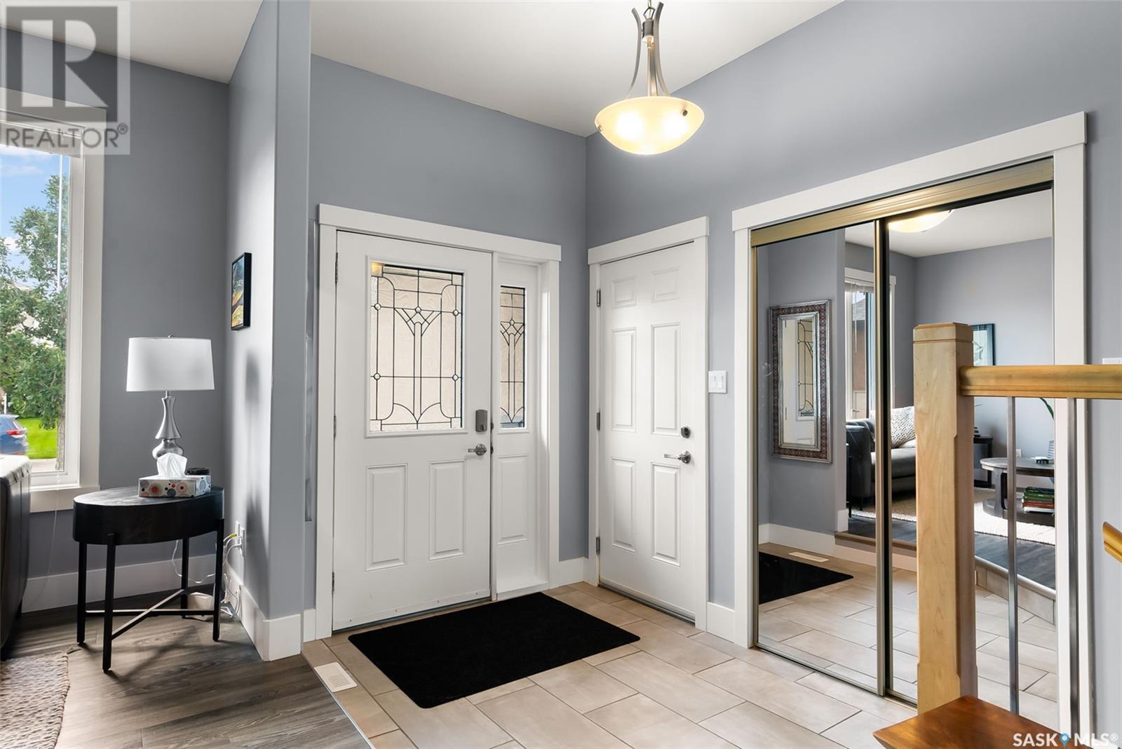 Property at 1918 Dunnison CRESCENT E image 4