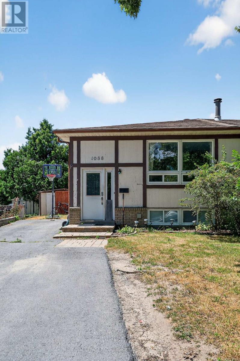 Property at 1088 PINEWOOD PLACE image 2