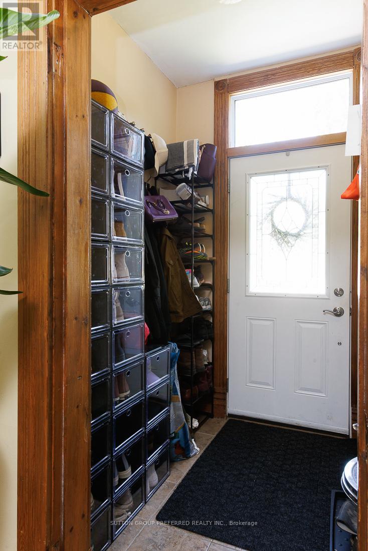 46 Springbank Drive, London South, Ontario  N6J 1E3 - Photo 10 - X12302150
