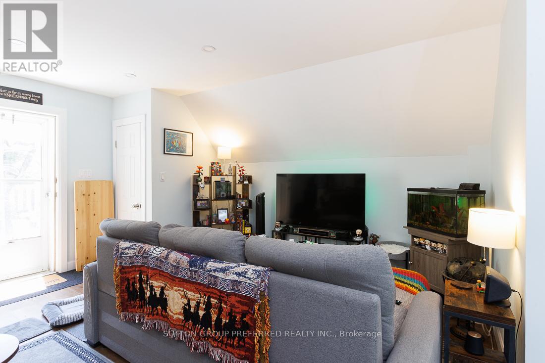 46 Springbank Drive, London South, Ontario  N6J 1E3 - Photo 20 - X12302150