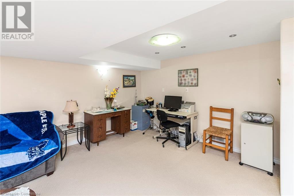 58 Centennial Parkway S, Hamilton, Ontario  L8G 2C4 - Photo 19 - 40753966