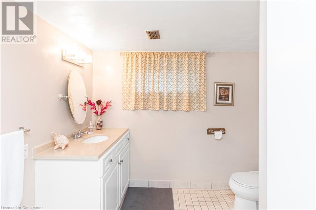 58 Centennial Parkway S, Hamilton, Ontario  L8G 2C4 - Photo 36 - 40753966