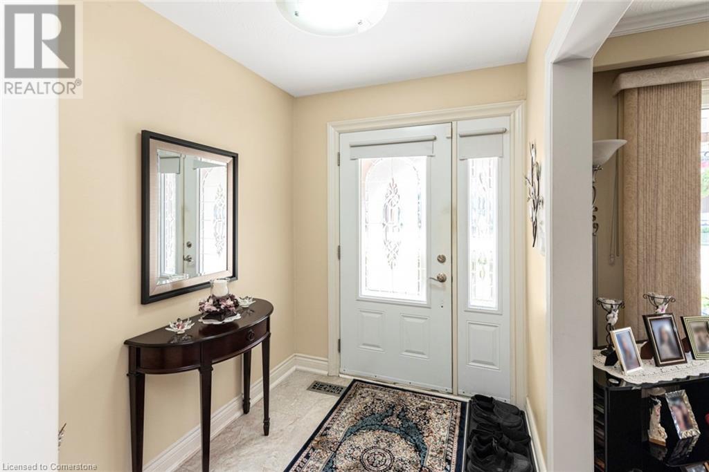 58 Centennial Parkway S, Hamilton, Ontario  L8G 2C4 - Photo 4 - 40753966