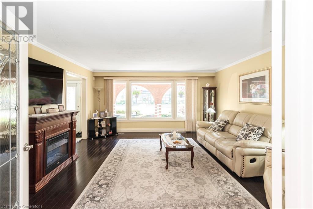 58 Centennial Parkway S, Hamilton, Ontario  L8G 2C4 - Photo 6 - 40753966