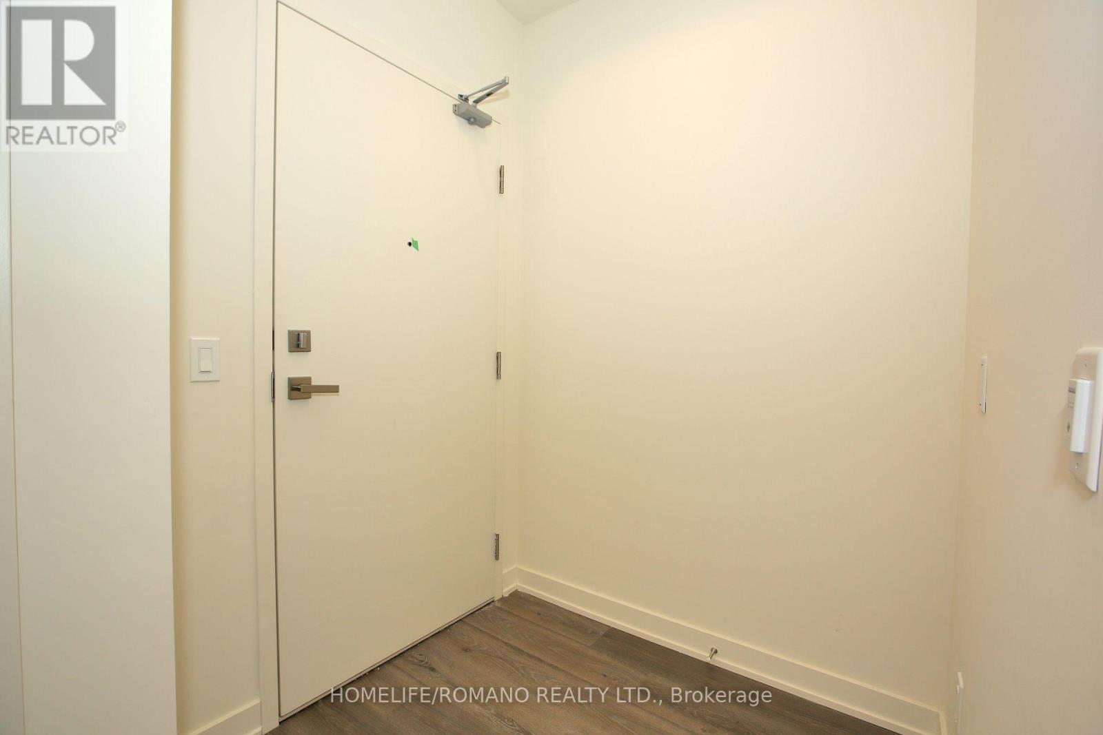 710 - 10 Deerlick Court, Toronto, Ontario  M3A 0A7 - Photo 2 - C12290692