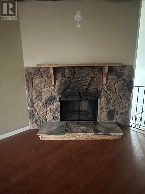 1-4, 605 12 Avenue, Hanna, Alberta  T0J 1P0 - Photo 5 - A2220252