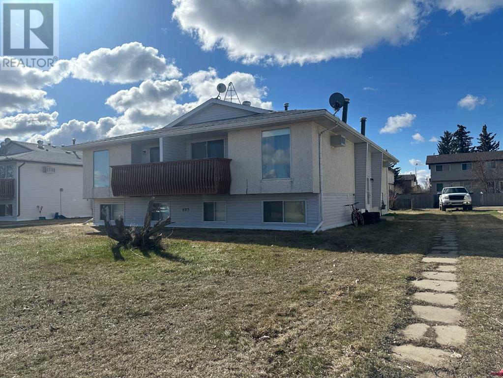 1-4, 605 12 Avenue, Hanna, Alberta  T0J 1P0 - Photo 2 - A2220252