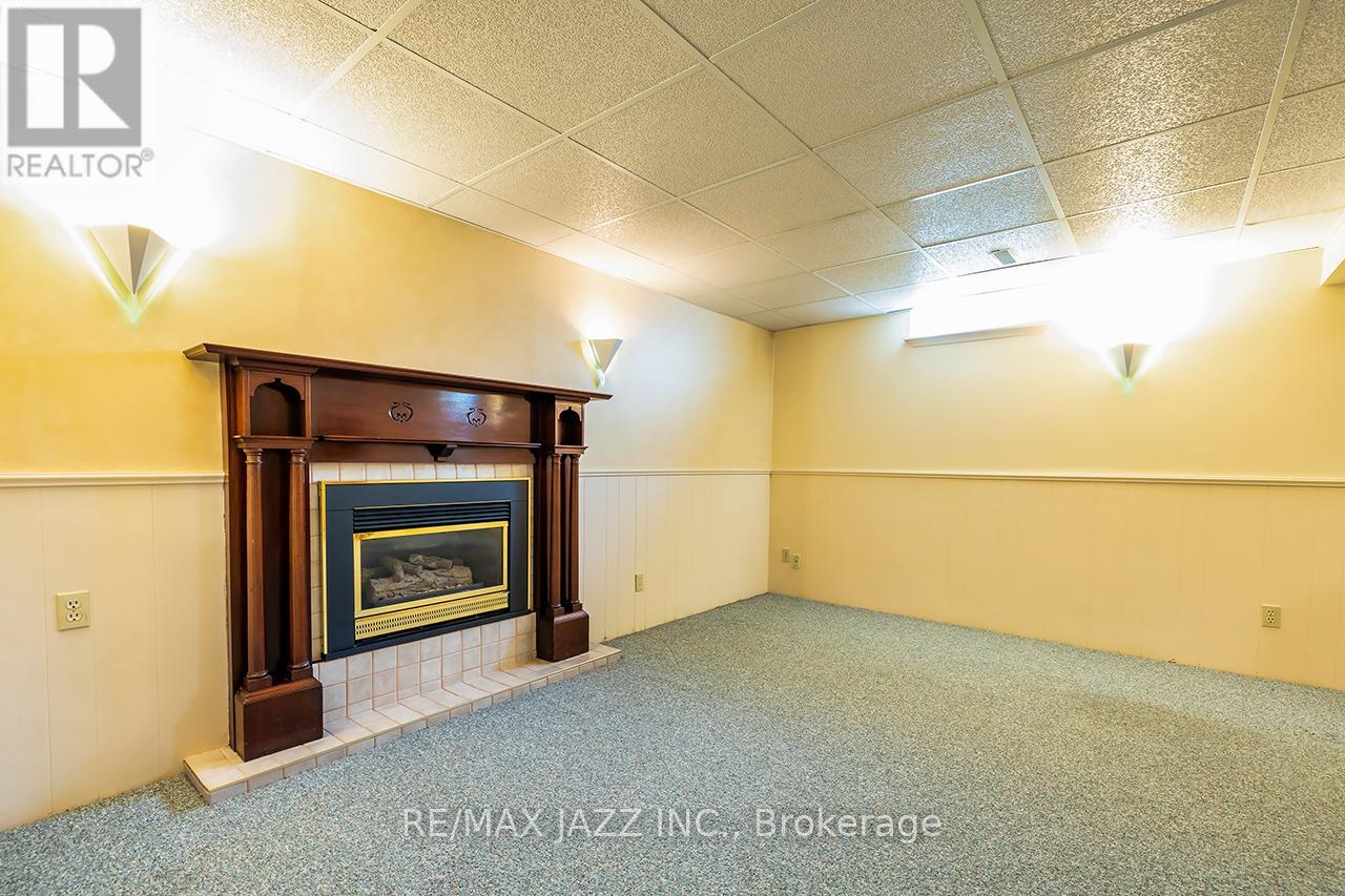 55 Regency Crescent, Whitby, Ontario  L1N 7K8 - Photo 22 - E12302265